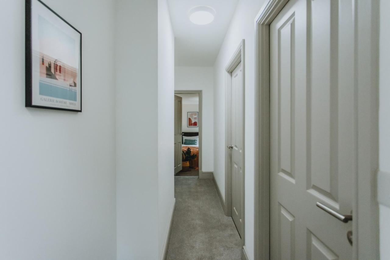 Townhouse House Ideal Contractors In รักบี้ ภายนอก รูปภาพ